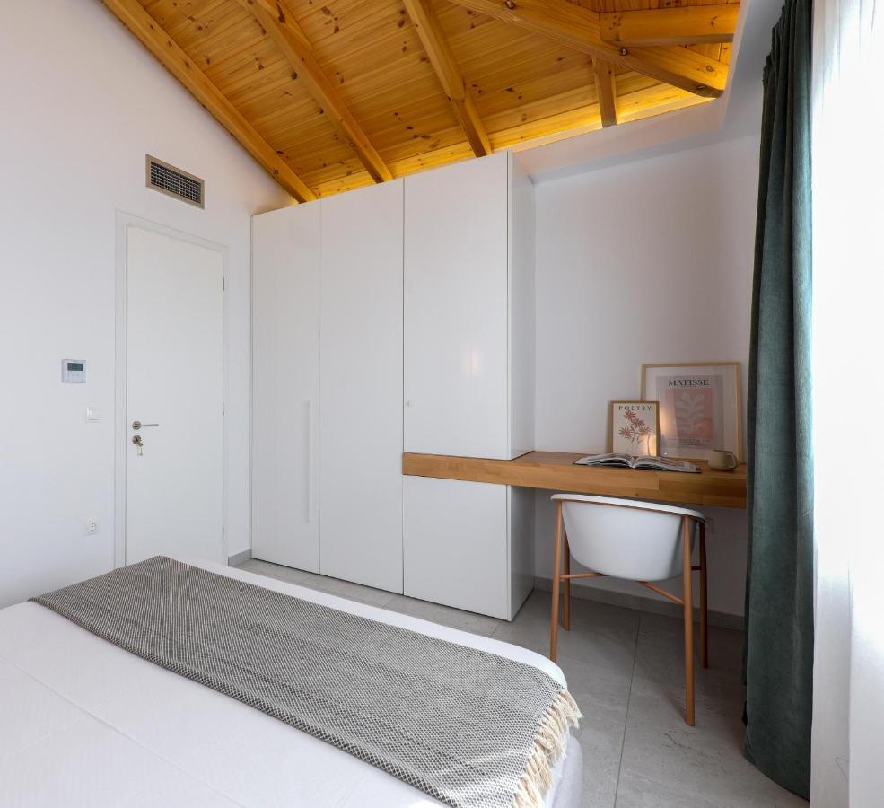 Ferienwohnung Lithos Retreat 2 Kalamata Exterior foto